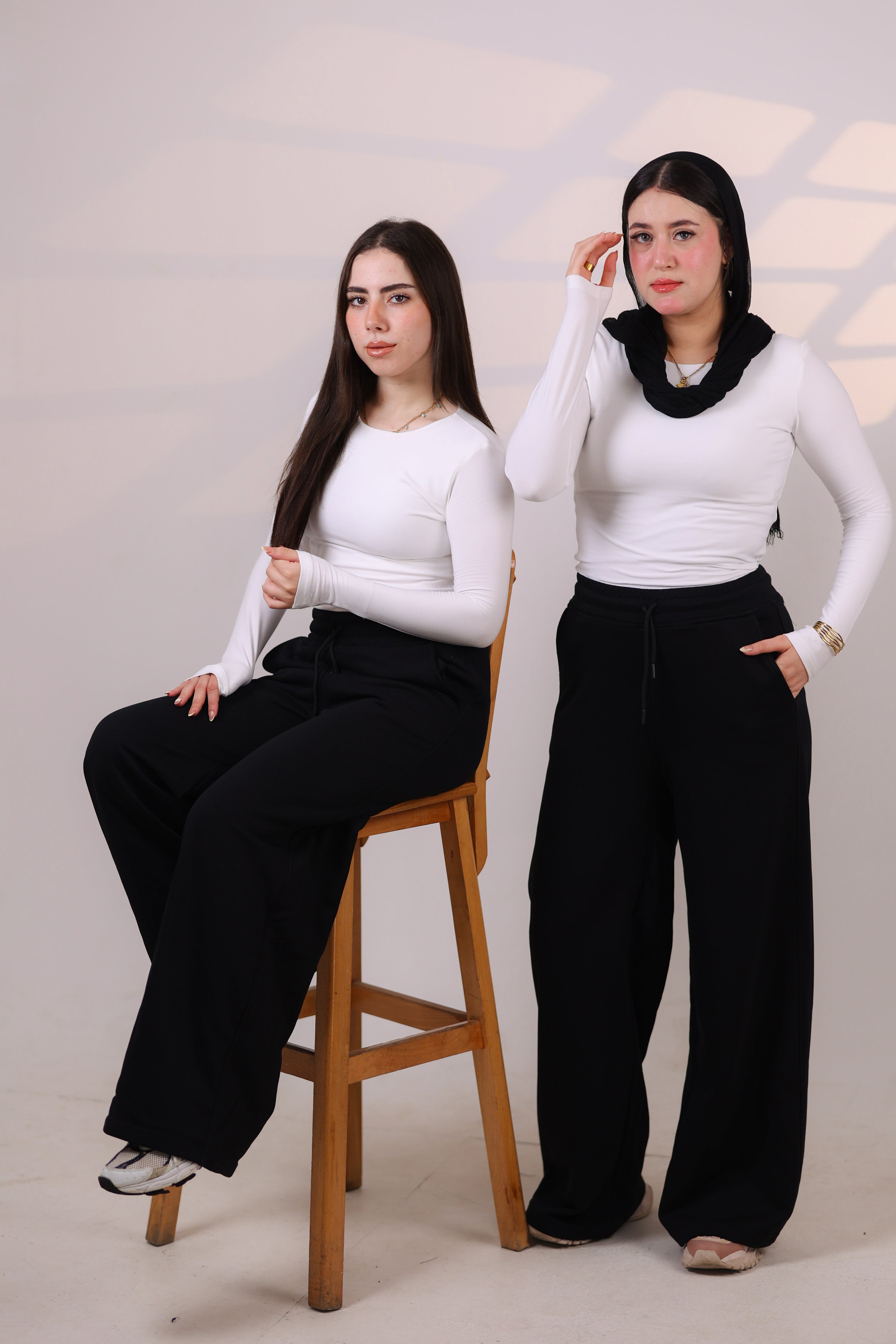 OTY Wide-Leg Essential Sweatpants – Black